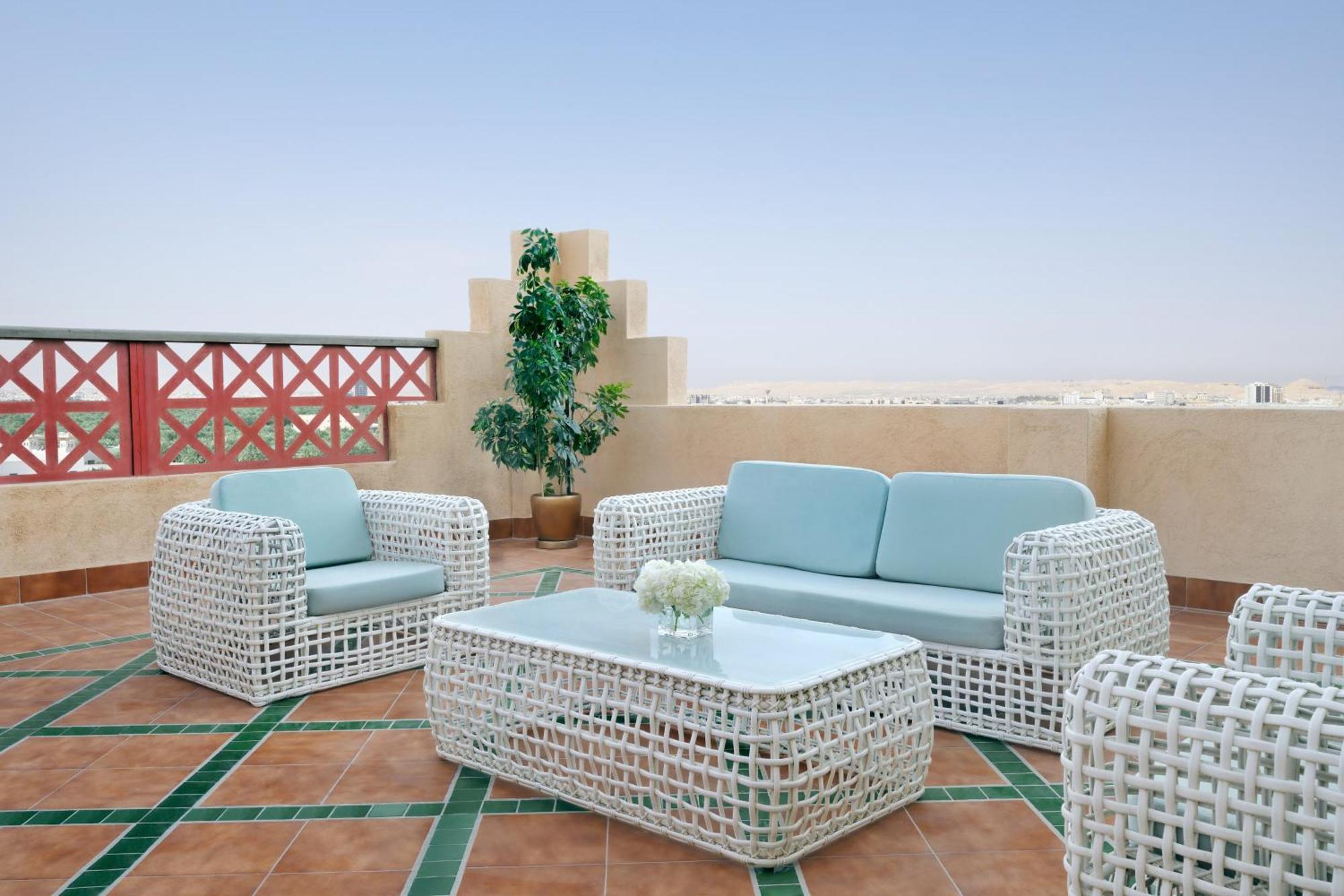 Hotel Al Ahsa Intercontinental By Ihg à Al-Hassa Extérieur photo
